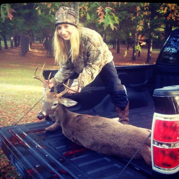 Meet your Posher, Chewy - Picture 7 of 8